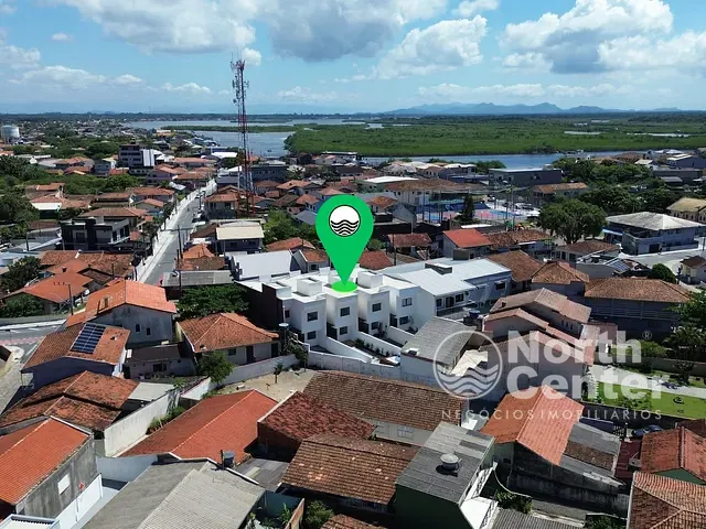 Casa com 137m² 3 quartos e 3 banheiros, à venda, no bairro CENTRO em Balneário Barra do Sul