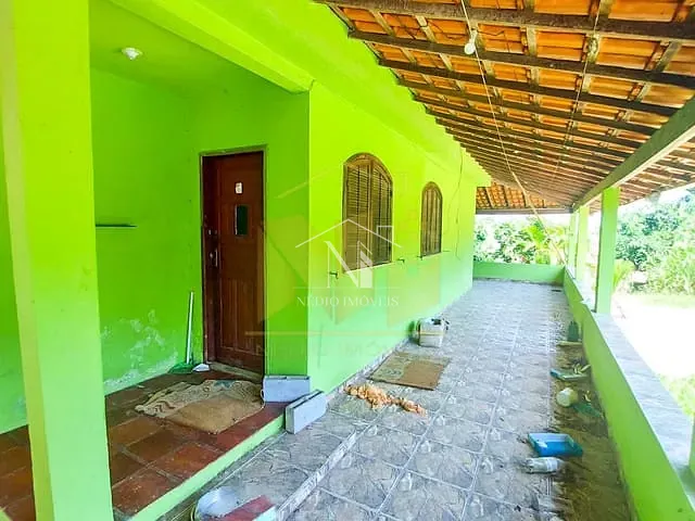 Casa com 1900m² 3 quartos e 2 banheiros, à venda, no bairro Araçatiba em Maricá