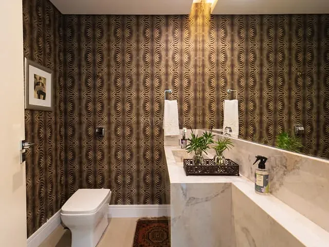Casa com 685m² 4 quartos e 4 banheiros, à venda, no bairro São João em Curitiba
