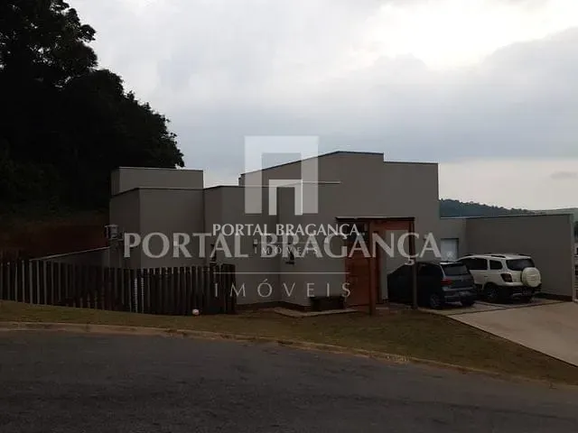 Casa com 428m² 3 quartos e 4 banheiros, à venda, no bairro Condomínio Residencial Euroville II em Bragança Paulista