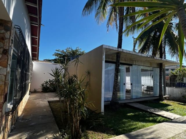 Casa com 600m², para alugar, no bairro Extensão do Bosque em Rio das Ostras