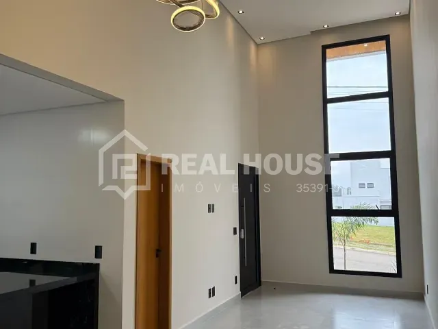 Casa 3 quartos e 4 banheiros, à venda, no bairro Jardim Novo Horizonte em Sorocaba