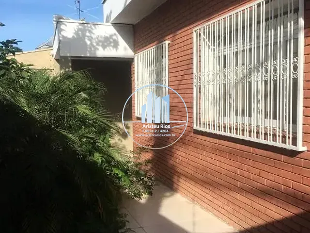 Casa com 200m² 4 quartos e 2 banheiros, para alugar, no bairro Santa Doroteia em Pouso Alegre