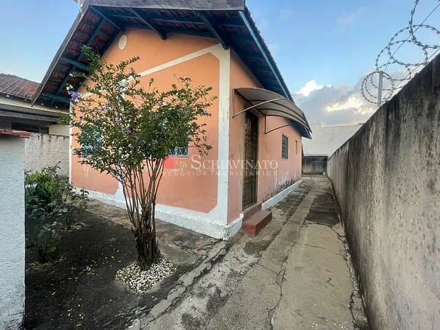 Casa com 272m² 3 quartos e 1 banheiro, à venda, no bairro Paulicéia em Piracicaba