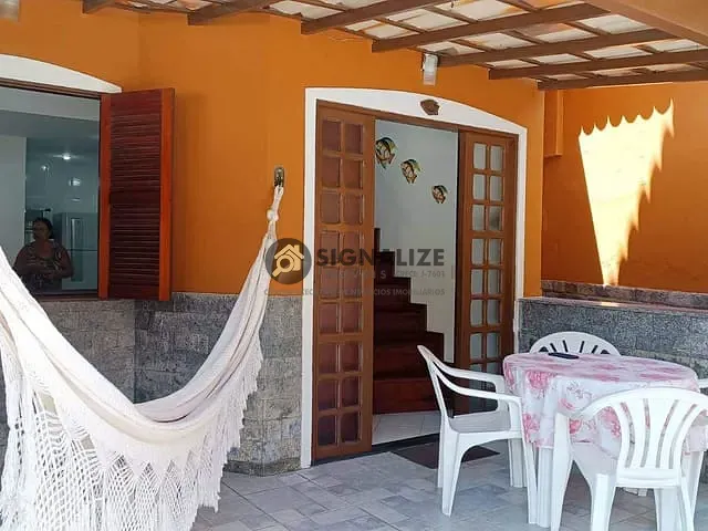 Casa 2 quartos e 1 banheiro, à venda, no bairro Peró em Cabo Frio