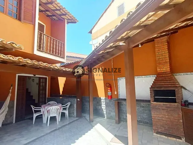 Casa 2 quartos e 1 banheiro, à venda, no bairro Peró em Cabo Frio