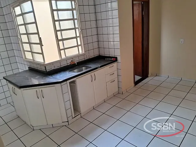 Casa 3 quartos e 1 banheiro, à venda, no bairro Bela Vista em Nova Odessa