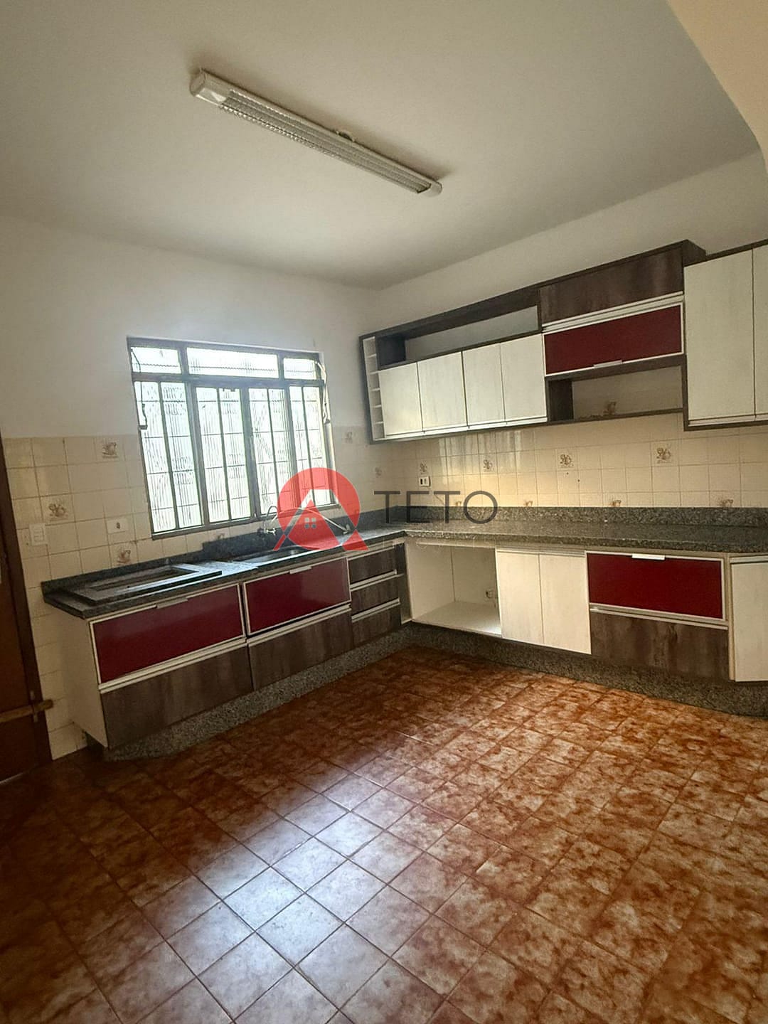 Casa para alugar com 3 quartos, 100m² - Foto 7