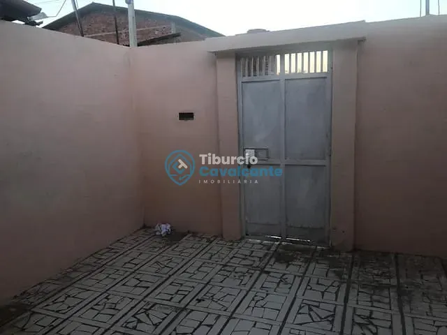 Casa com 150m² 1 quarto e 1 banheiro, à venda, no bairro NOVO MARANGUAPE em Maranguape
