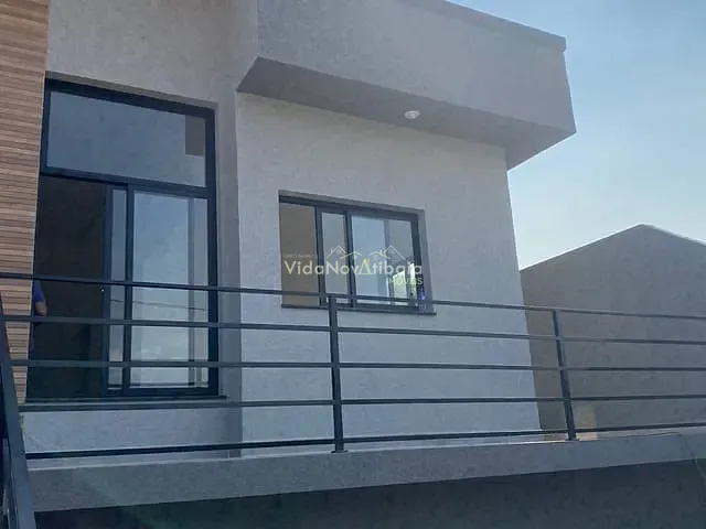 Casa com 186m² 3 quartos e 2 banheiros, à venda, no bairro Jardim das Cerejeiras em Atibaia