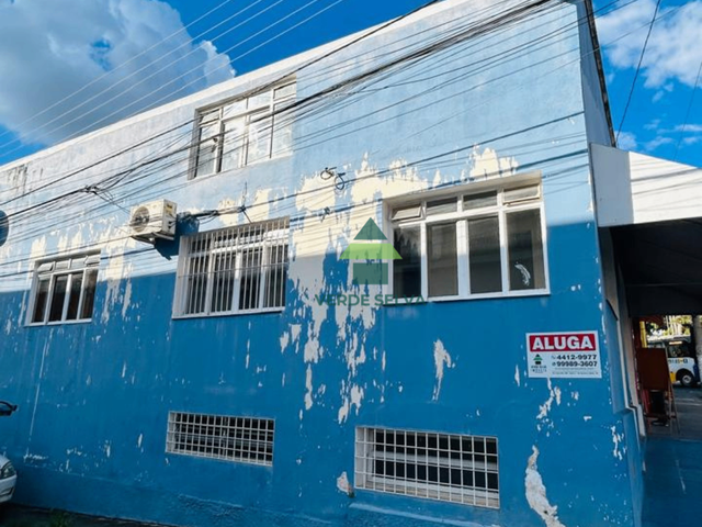 Casa para alugar, no bairro Centro em Atibaia
