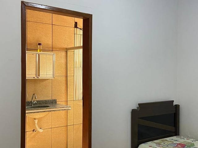 Casa com 750m² 3 quartos e 2 banheiros, à venda, no bairro Zona rural em Abadiânia