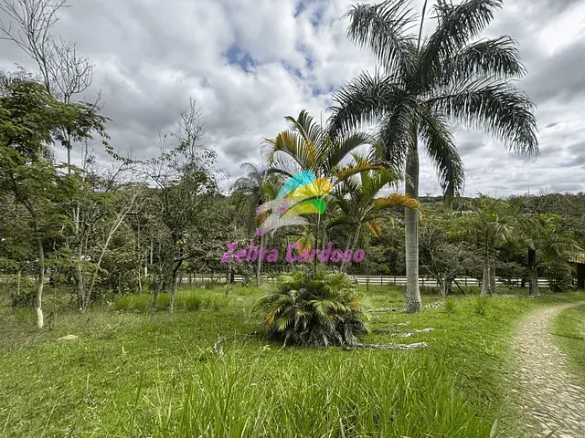 Casa com 5000m² 9 quartos e 5 banheiros, à venda, no bairro Condomínio Nossa Fazenda em Esmeraldas