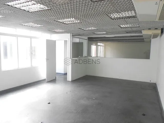 Casa com 573m² 3 quartos e 1 banheiro, à venda, no bairro Jardim América em São Paulo