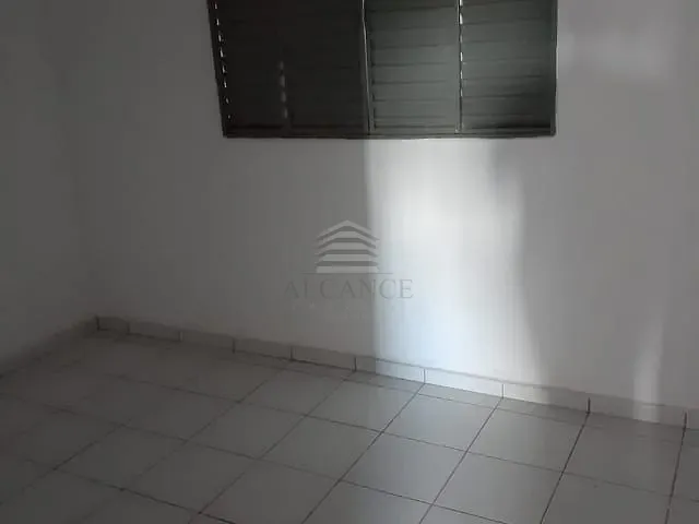 Casa 3 quartos e 1 banheiro, à venda, no bairro Esplanada em Teresina