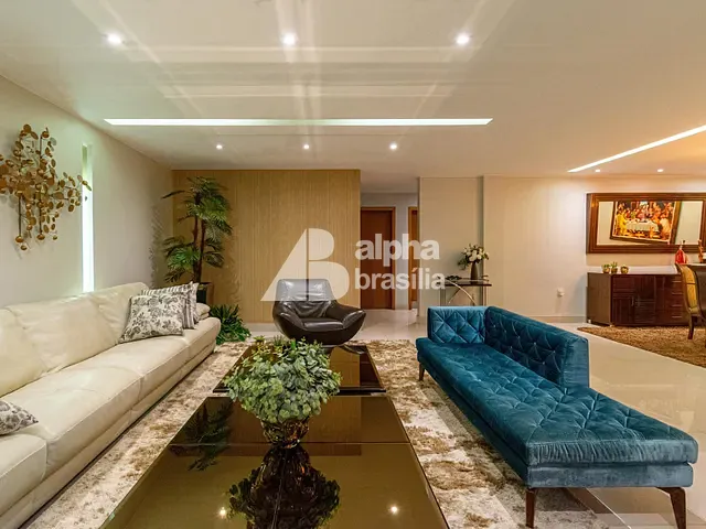 Casa com 459m² 5 quartos e 6 banheiros, à venda, no bairro Guará II em Brasília