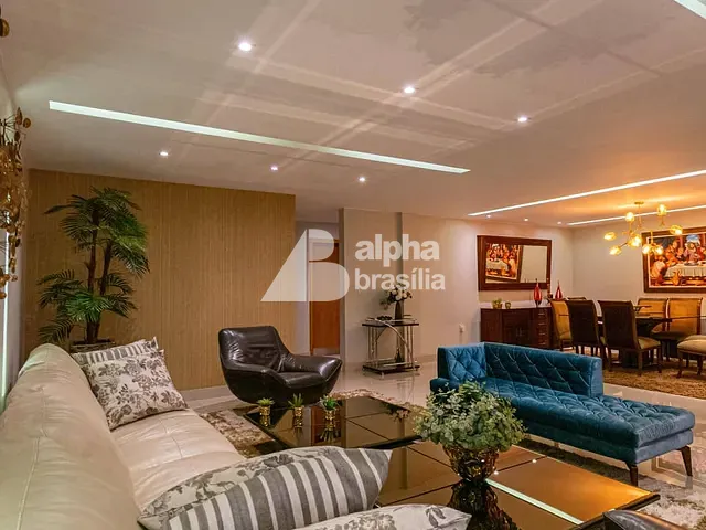 Casa com 459m² 5 quartos e 6 banheiros, à venda, no bairro Guará II em Brasília