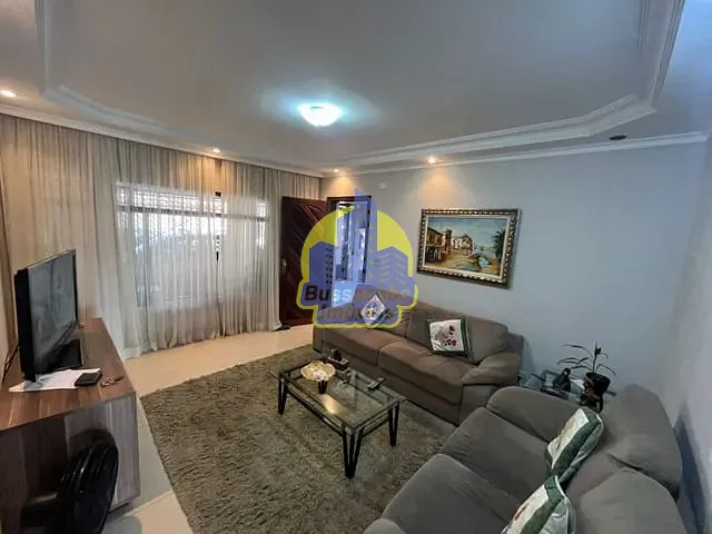 Casa com 217m² 3 quartos e 2 banheiros, à venda, no bairro Jaguaribe em Osasco