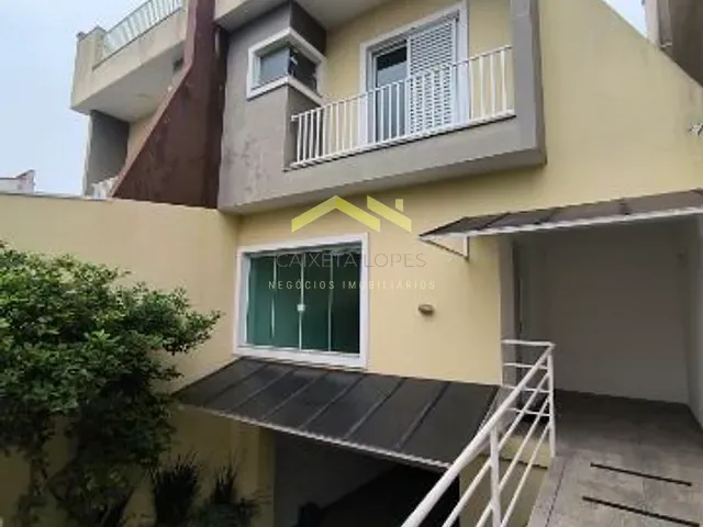 Casa com 438m² 4 quartos e 5 banheiros, para alugar, no bairro Parque Oratório em Santo André