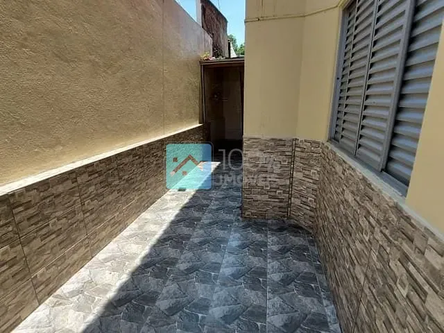 Casa com 100m² 3 quartos e 1 banheiro, à venda, no bairro Parque Industrial em São José dos Campos