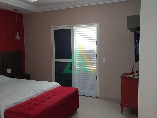 Casa com 392m² 3 quartos e 2 banheiros, à venda, no bairro Parque da Imprensa em Mogi Mirim