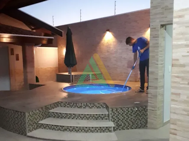 Casa com 392m² 3 quartos e 2 banheiros, à venda, no bairro Parque da Imprensa em Mogi Mirim