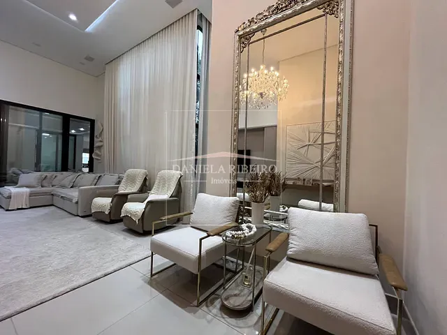 Casa com 732m² 4 quartos e 7 banheiros, à venda, no bairro Vivendas do Arvoredo em Londrina
