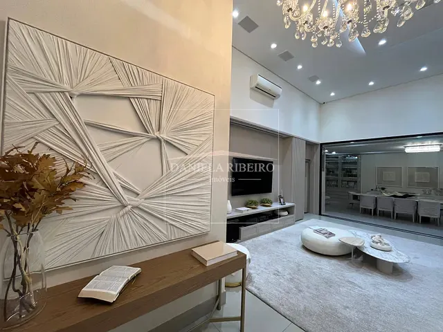 Casa com 732m² 4 quartos e 7 banheiros, à venda, no bairro Vivendas do Arvoredo em Londrina