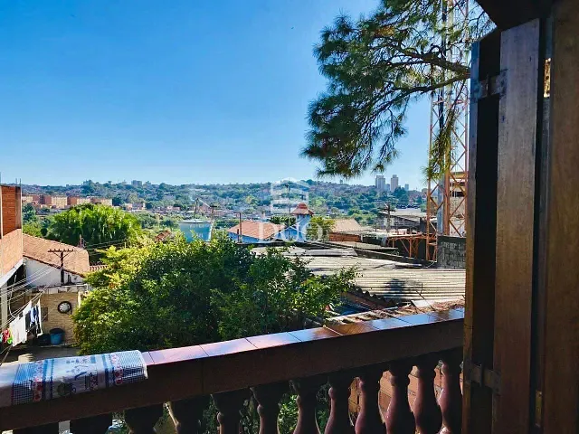 Casa com 500m² 6 quartos e 3 banheiros, à venda, no bairro Quitaúna em Osasco