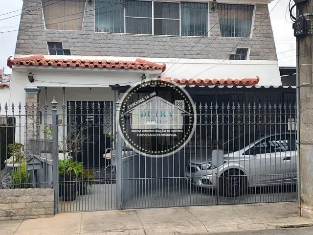 Casa 2 quartos e 2 banheiros, à venda, no bairro Industrial em Juiz de Fora