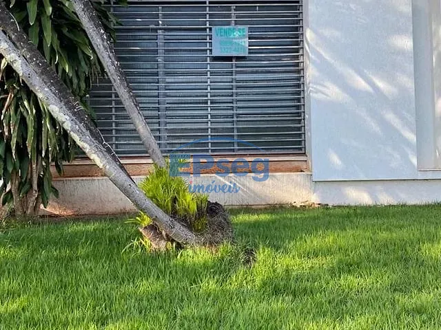 Casa com 476m², à venda, no bairro Vila Ipiranga em Londrina