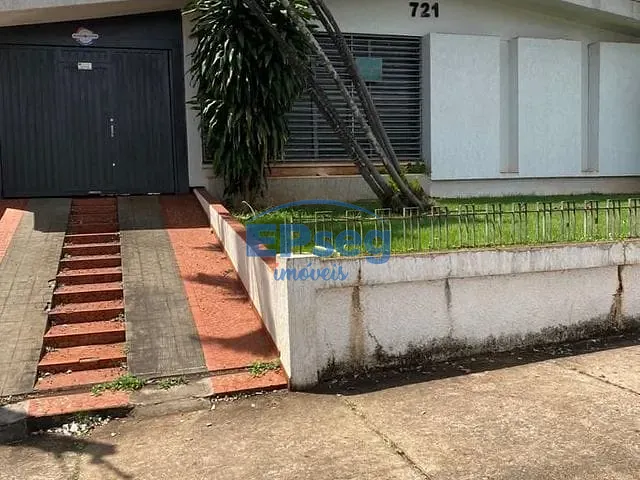 Casa com 476m², à venda, no bairro Vila Ipiranga em Londrina
