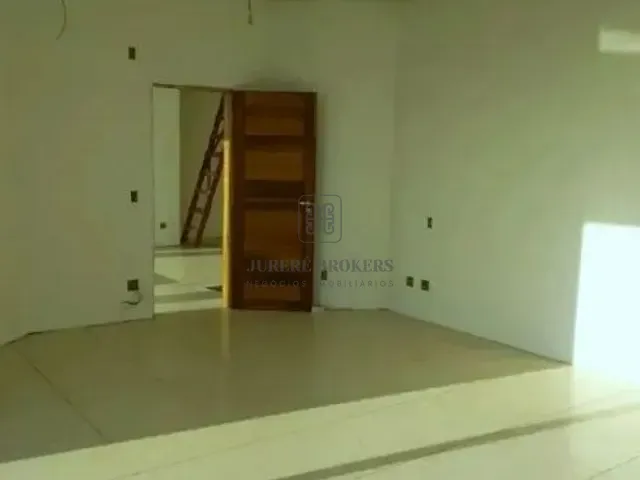 Casa 6 quartos e 7 banheiros, à venda, no bairro João Paulo em Florianópolis