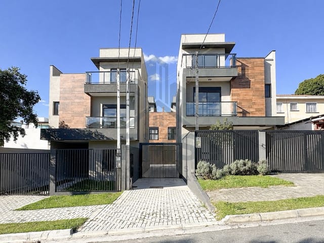 Casa com 168m² 3 quartos e 3 banheiros, à venda, no bairro Mercês em Curitiba