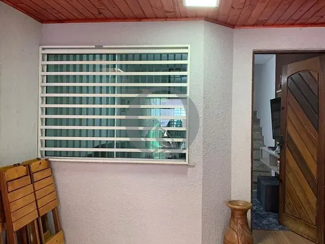 Casa com 180m² 3 quartos e 3 banheiros, à venda, no bairro Cidade Líder em São Paulo