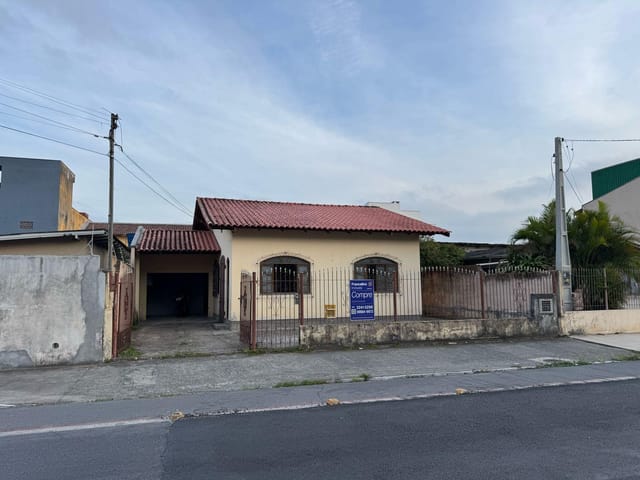 Casa 2 quartos e 1 banheiro, à venda, no bairro São Vicente em Itajaí