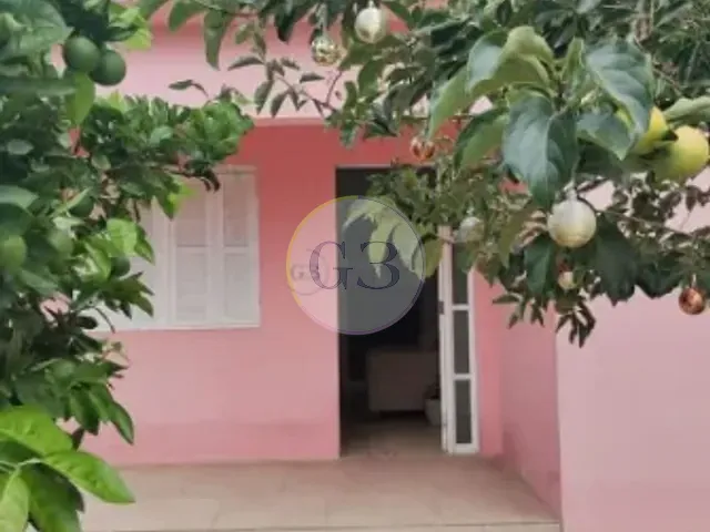 Casa 2 quartos e 2 banheiros, à venda, no bairro Areal em Pelotas