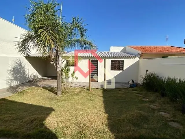 Casa com 141m² 3 quartos e 1 banheiro, à venda, no bairro Vila Brasil em Pirassununga