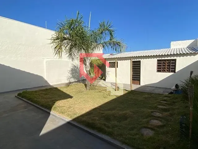 Casa com 141m² 3 quartos e 1 banheiro, à venda, no bairro Vila Brasil em Pirassununga