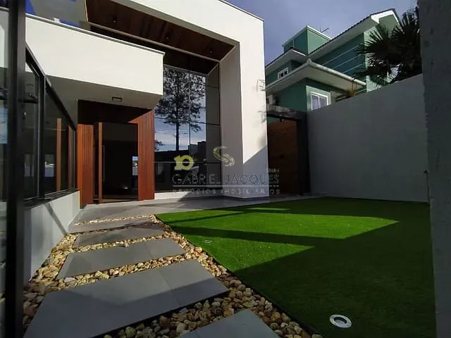 Casa com 389m² 3 quartos e 3 banheiros, à venda, no bairro Cidade Universitária Pedra Branca em Palhoça
