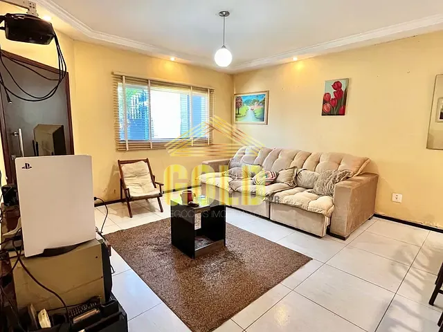 Casa com 259m² 4 quartos e 4 banheiros, à venda, no bairro Jardim Prefeito Milton Menezes em Londrina