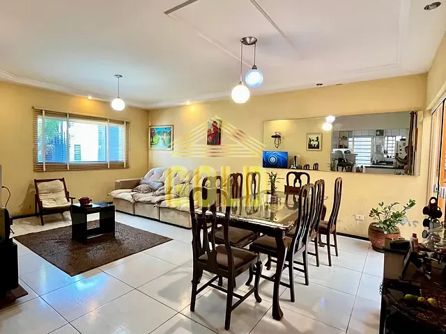 Casa com 259m² 4 quartos e 4 banheiros, à venda, no bairro Jardim Prefeito Milton Menezes em Londrina