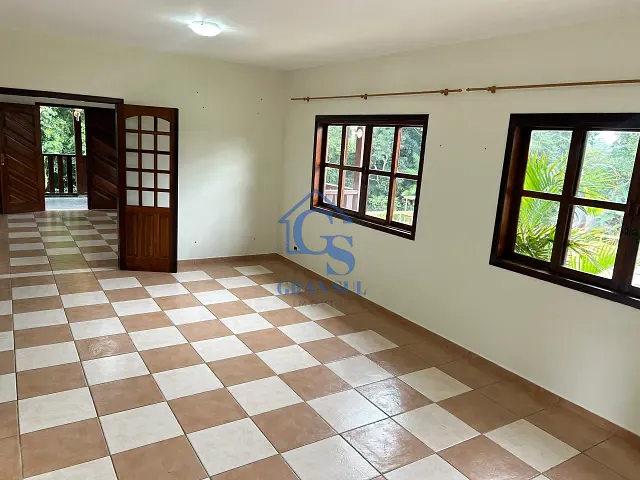 Casa 3 quartos e 4 banheiros, à venda, no bairro Fazenda da Ilha em Embu-Guaçu