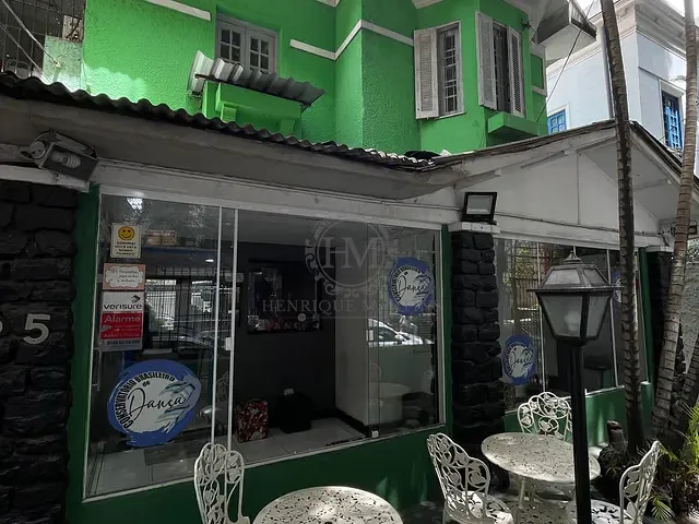 Casa à venda ou para alugar, no bairro Tijuca em Rio de Janeiro