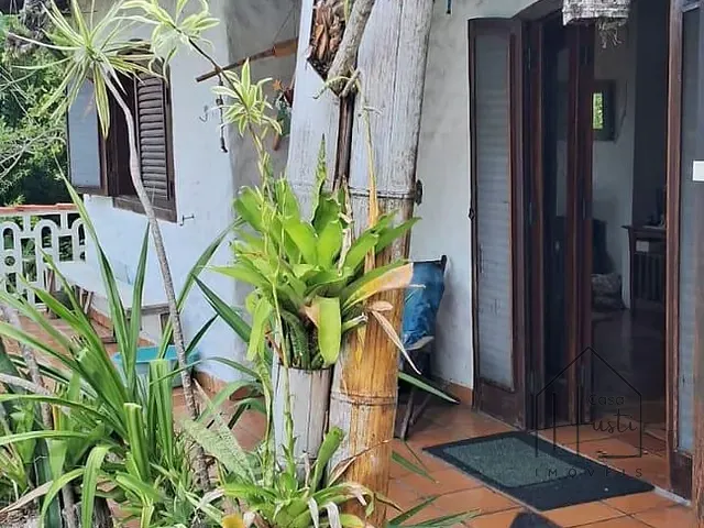 Casa com 1130m² 6 quartos e 5 banheiros, à venda, no bairro Praia do Arrastão em São Sebastião