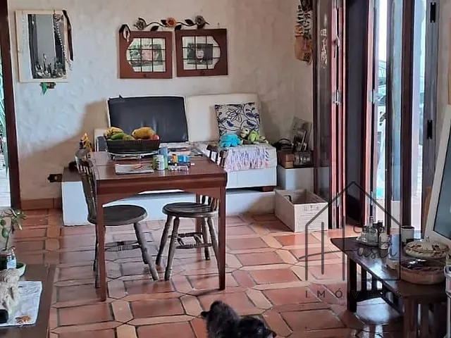 Casa com 1130m² 6 quartos e 5 banheiros, à venda, no bairro Praia do Arrastão em São Sebastião