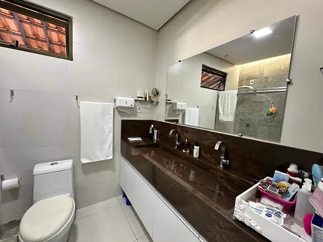 Casa 3 quartos e 5 banheiros, à venda, no bairro Alves de Souza em Paulo Afonso
