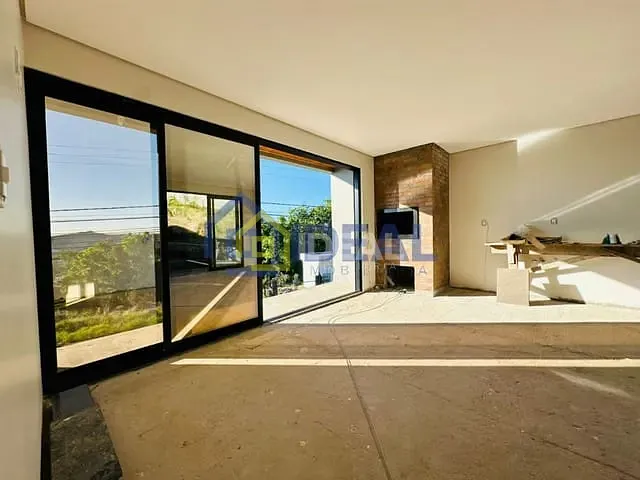 Casa 3 quartos e 2 banheiros, à venda, no bairro Liberdade em Concórdia