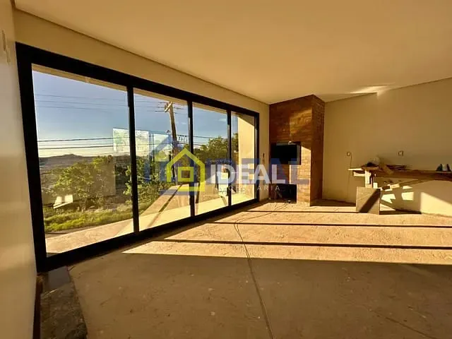Casa 3 quartos e 2 banheiros, à venda, no bairro Liberdade em Concórdia