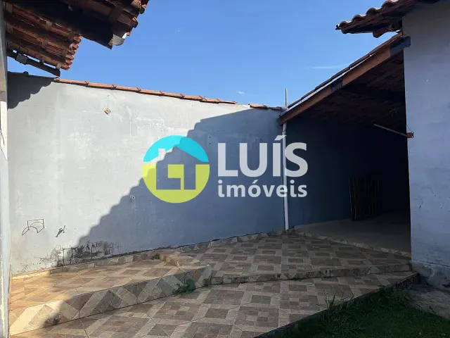 Casa 3 quartos e 3 banheiros, à venda, no bairro Residencial JR em Guaranésia